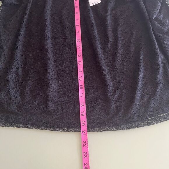 New Torrid Woman Top Off-shoulder sleeves lace Size 2 Black polyester plus - Picture 11 of 12